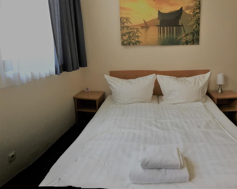 Hotel La Isla Köln Dış mekan fotoğraf